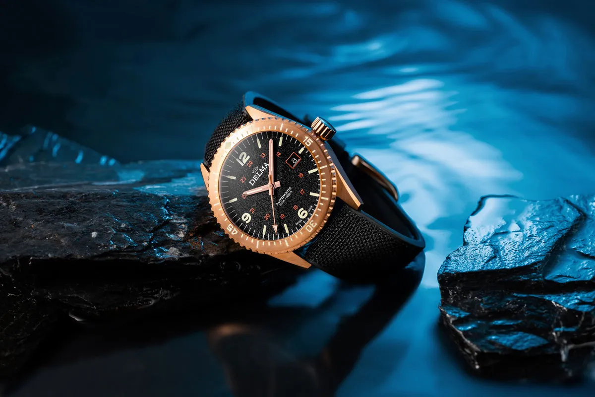 Delma Cayman Field Bronze Black