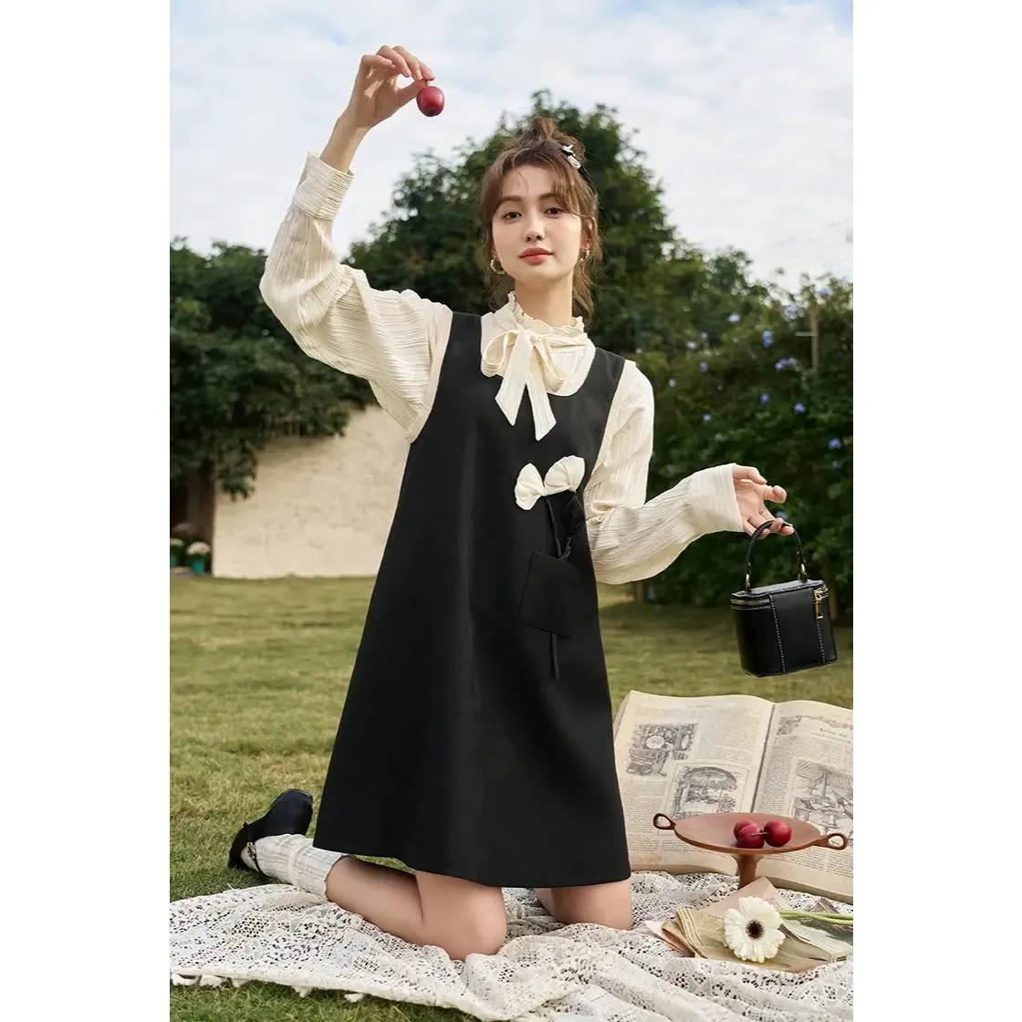 Elegant Retro Embroidered Floral Tank Dress for Women