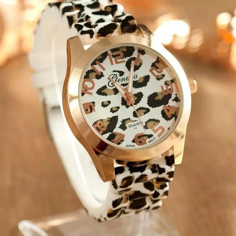 Fierce Fashion Leopard Print Silicone Strap Quartz Watch