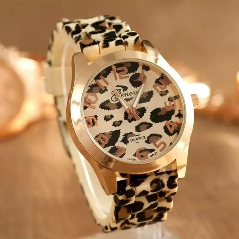 Fierce Fashion Leopard Print Silicone Strap Quartz Watch