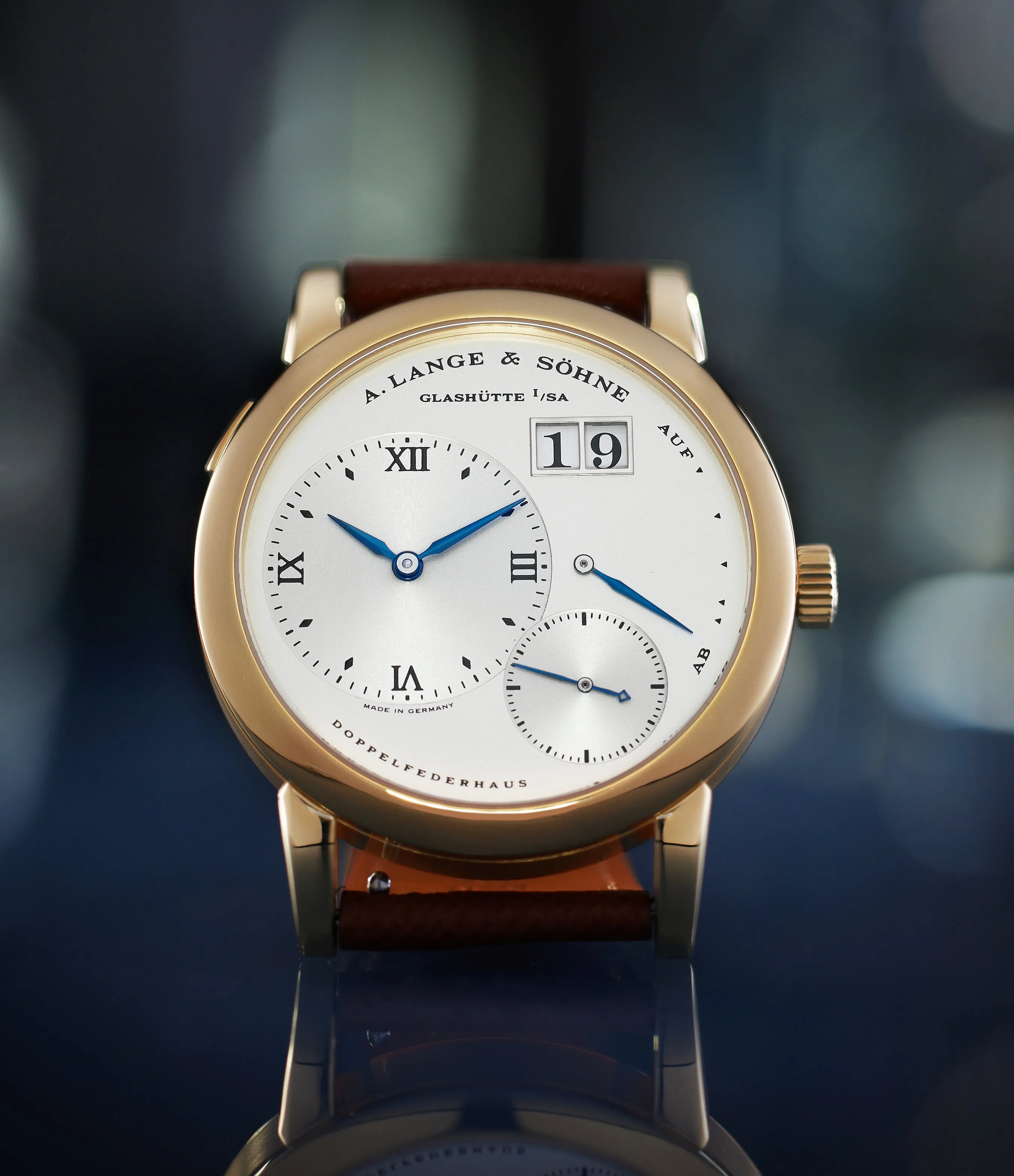 Lange 1 | 101.002 | Closed Caseback | Yellow Gold