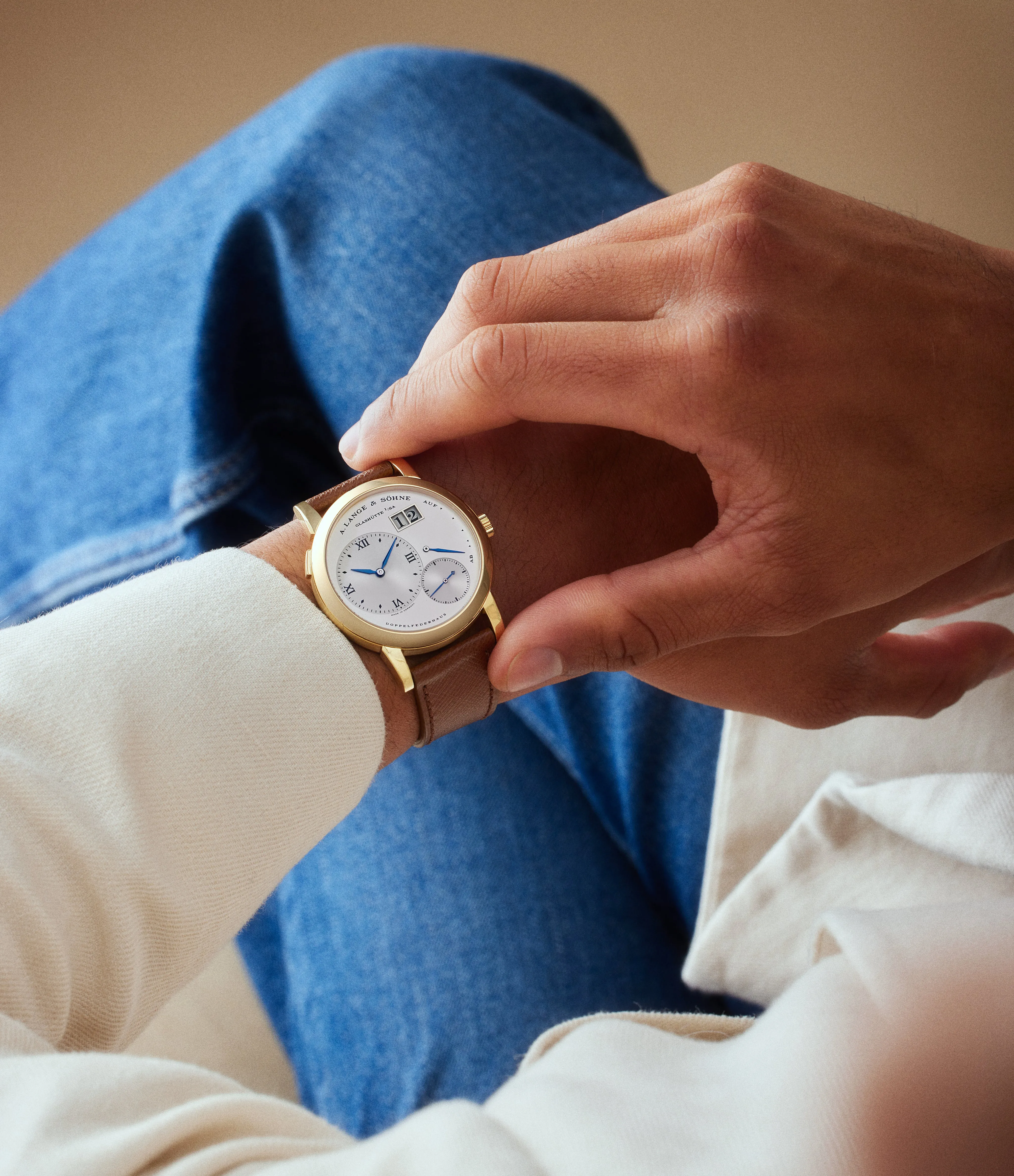 Lange 1 | 101.002 | Closed Caseback | Yellow Gold