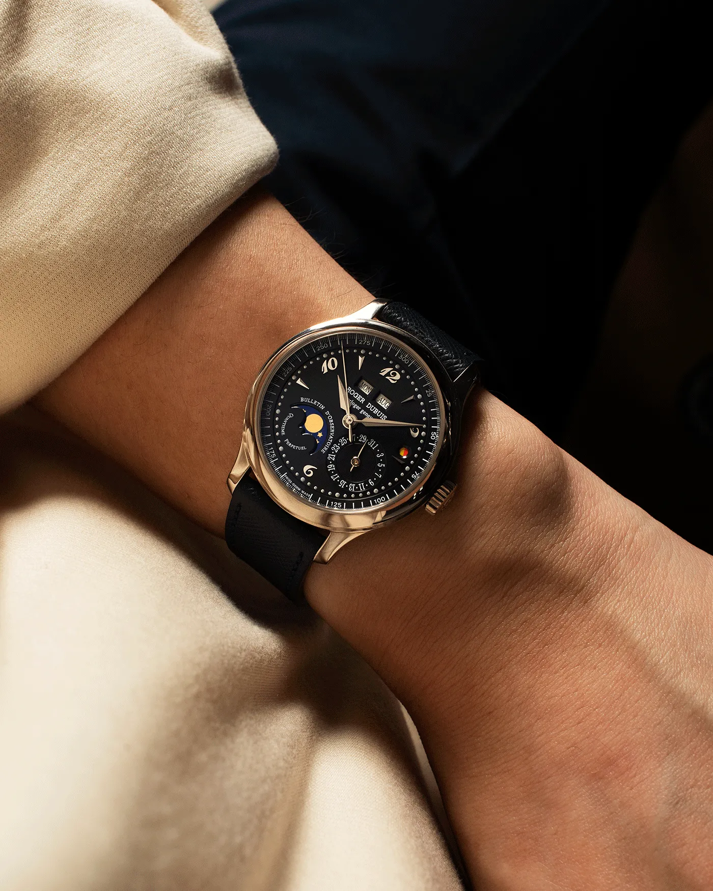 Roger Dubuis Hommage 37 Perpetual Calendar