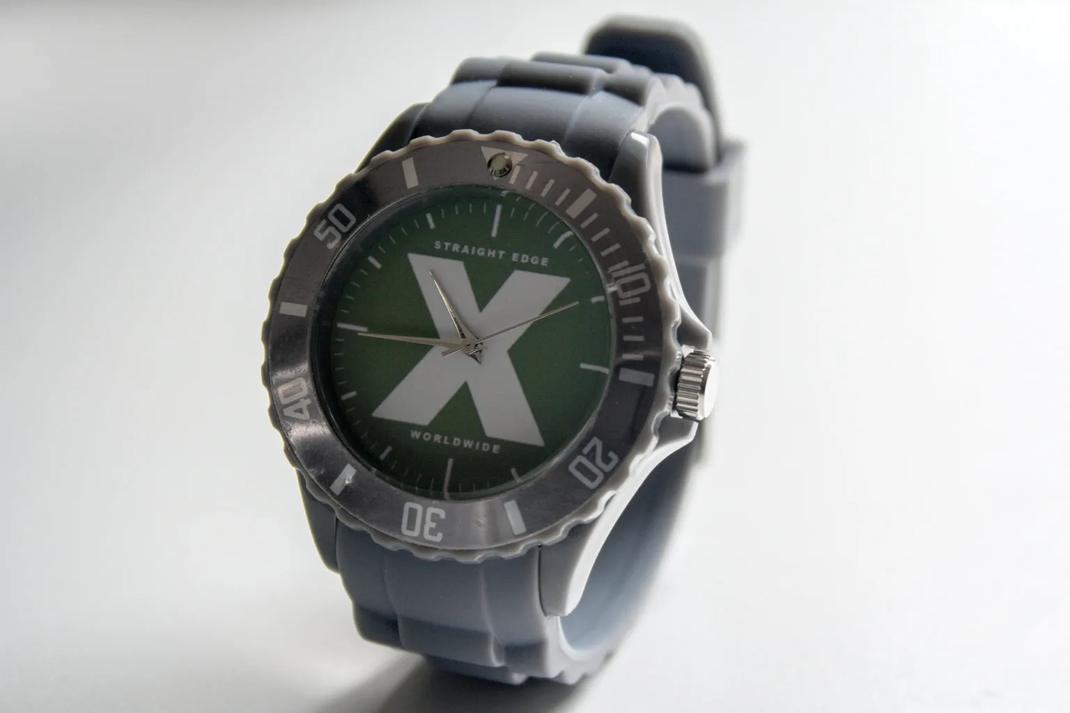 Straight Edge Worldwide X Watch in Gray